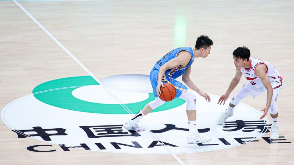 现在，我也会给其他可能需要的人提供建议。